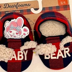 SALE! 🔥🔥🔥 KIDS NEW Dearfoams Limited Edition Red and Black Slippers Size 3/4